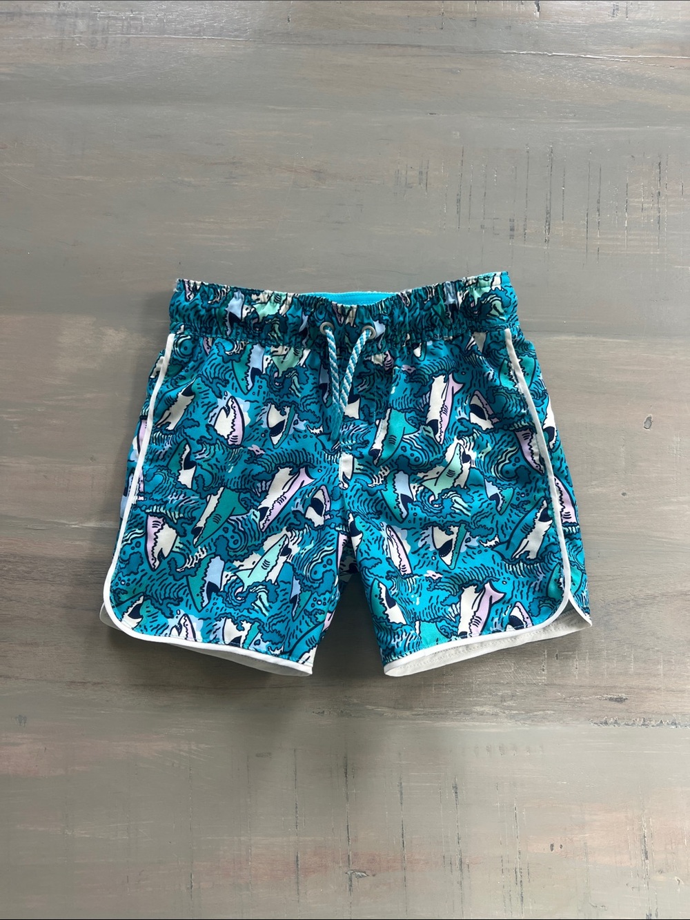 🌊 Like new! 4T Shark Print Swim Shorts Trunks. 🌊 + 🦈